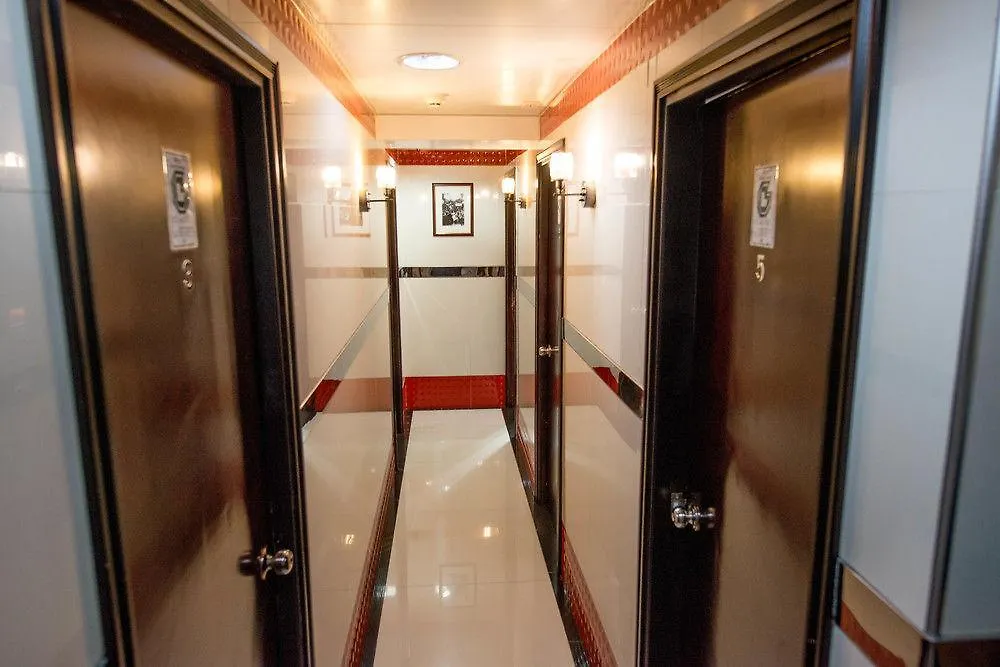 Canada Hotel Hong Kong Guest house