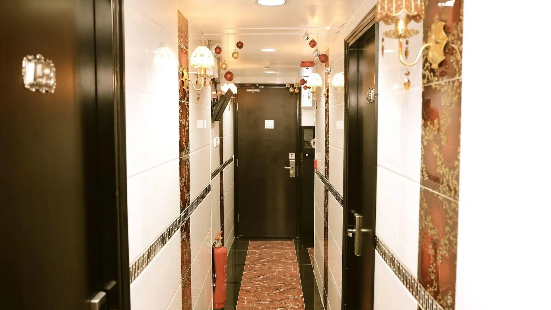 Canada Hotel Hong Kong Guest house