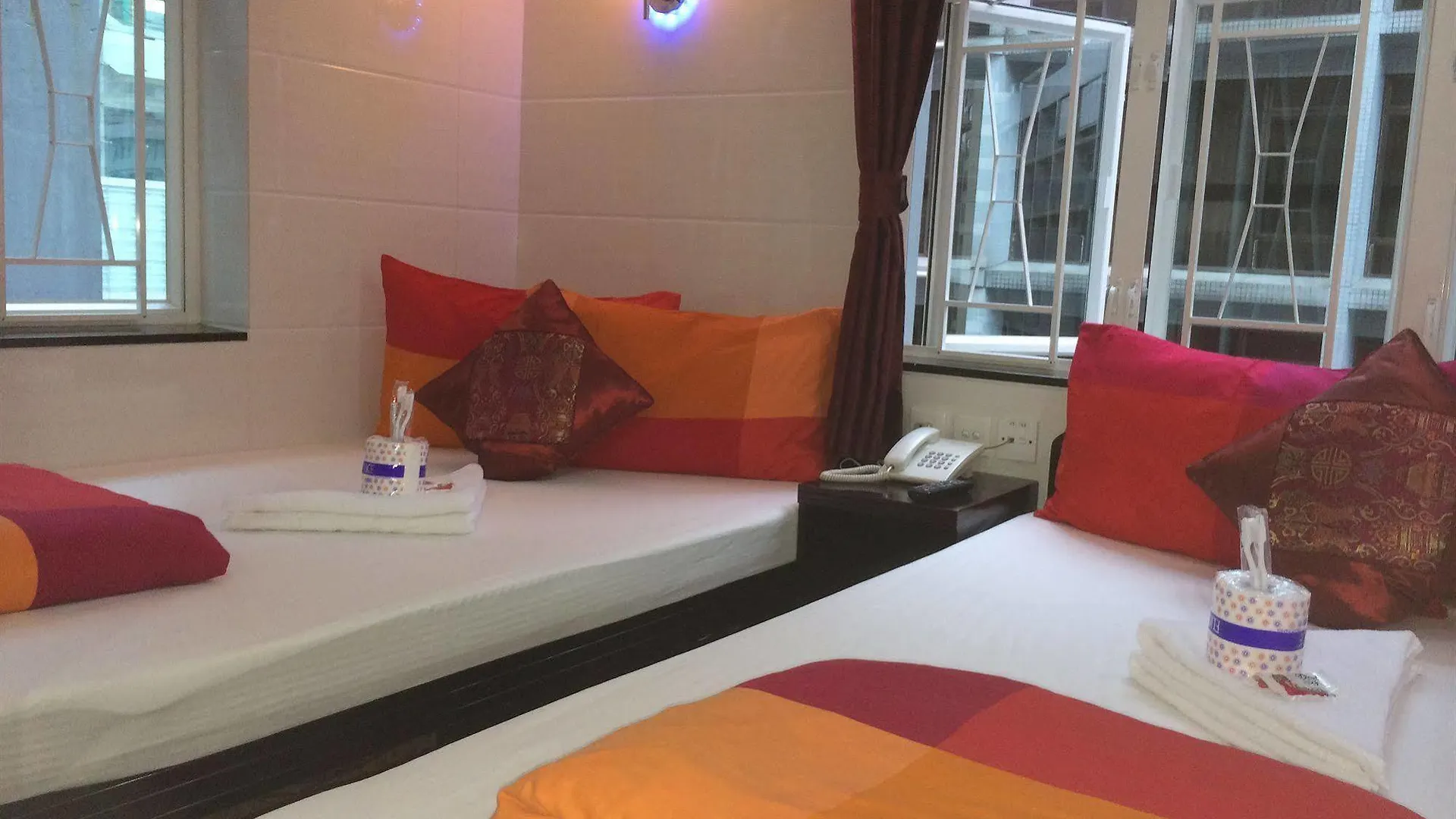 Canada Hotel Hong Kong Guest house