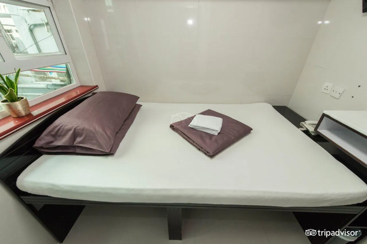 加拿大酒店 香港 0*,  中国